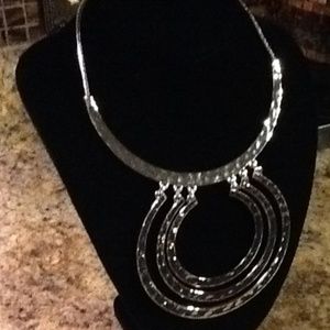 Chico's Jewelry - CHICOS HUGE CHOCKER STYLE NECKLACE 3 RING CIRCLES Chico's Jewelry - CHICOS HUGE CHOCKER STYLE NECKLACE 3 RING CIRCLES